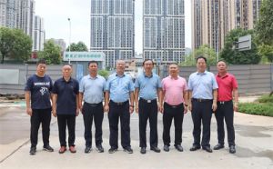 安化县人大常委会主任陈飞燕一行莅临绿之韵中心走访调研