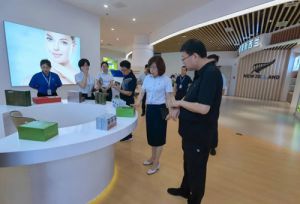 延吉高新技术产业开发区主任一行调研安发