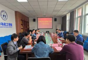 康尔董事长邹圣灿在齐鲁师范学院参加产学研合作对接会