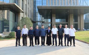 长沙市工商联副主席王准莅临绿之韵中心调研