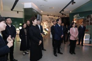 山东省东营市副市长王秀凤一行考察安惠生物科技园