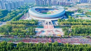 东阿阿胶•2025年聊城半程马拉松活力开跑