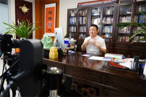 卫康董事长王宗继直播：开启肠道微生态健康保卫战