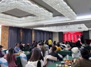 新时代宁夏举办新时优品特许加盟发展论坛