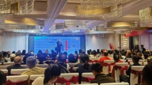 携手共进 新时代三十周年宣讲会走进江西九江