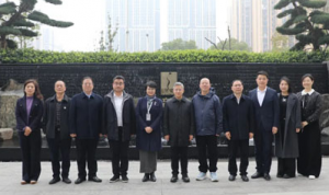 湖南省人大常委会副主任一行莅临绿之韵调研