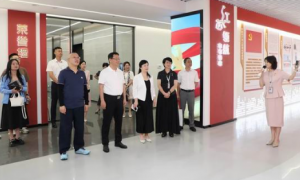 湖南艺术职业学院党委书记一行莅临绿之韵调研
